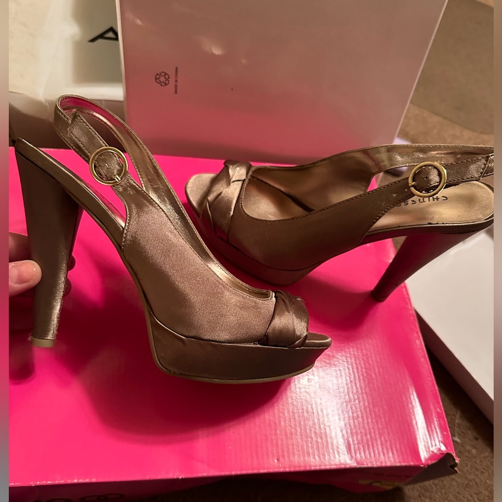 *GUC*Sz 9*Chinese laundry* heels